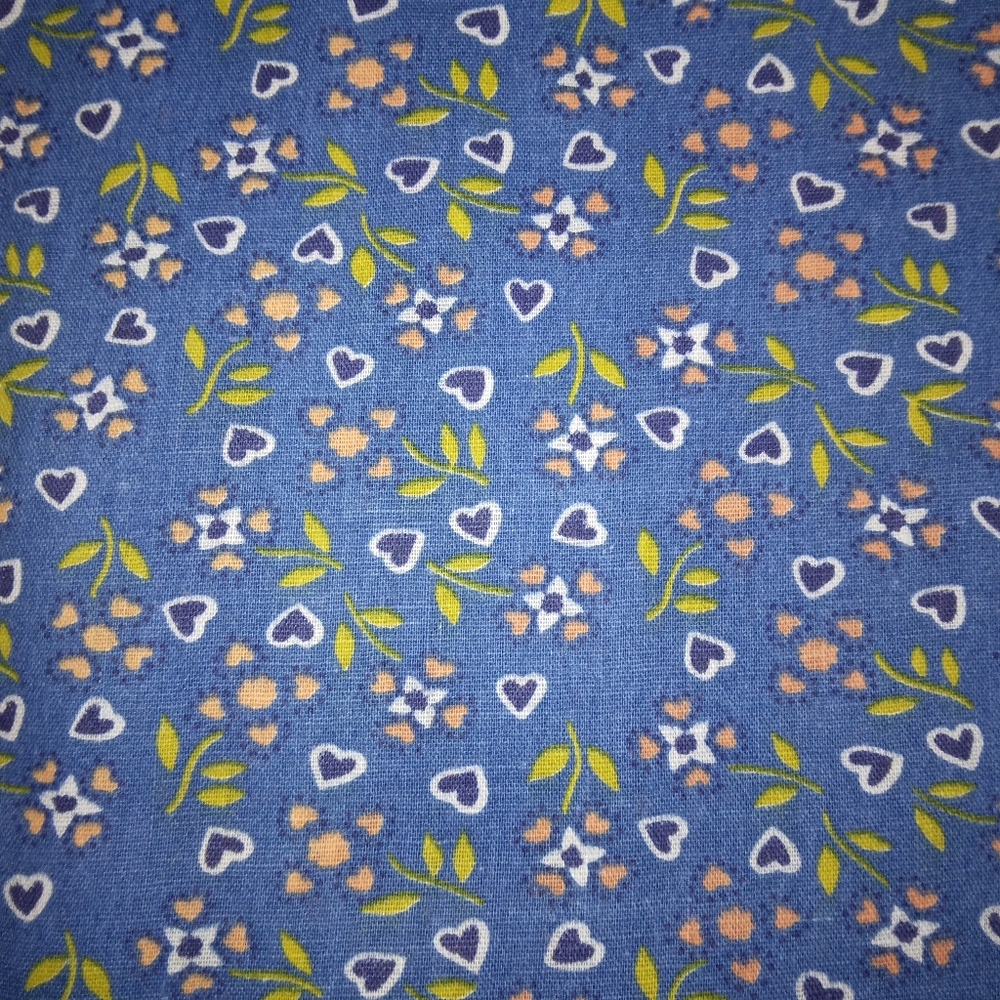 FABRIC Vintage Cotton sprigs & hearts on blue, 5 yards x 36 inches, 1974 - Picture 4 of 9